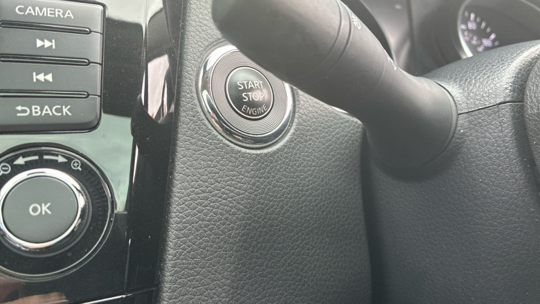 Nissan Qashqai 1.3 DiG-T 160 [157] N-Motion 5dr DCT Petrol Hatchback